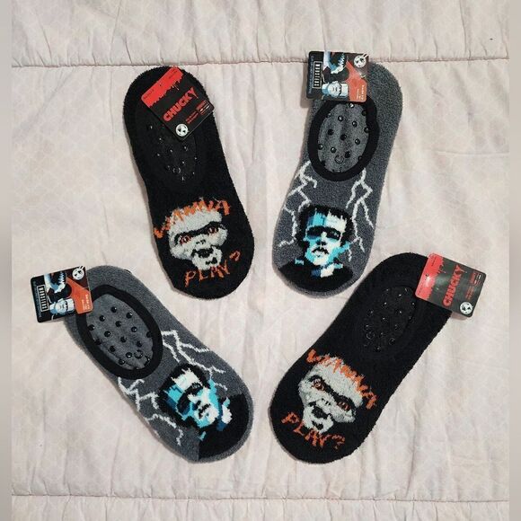 Nwt Halloween theme Slip on liner with grippers socks bundle,  one size 4-10 - Picture 1 of 3